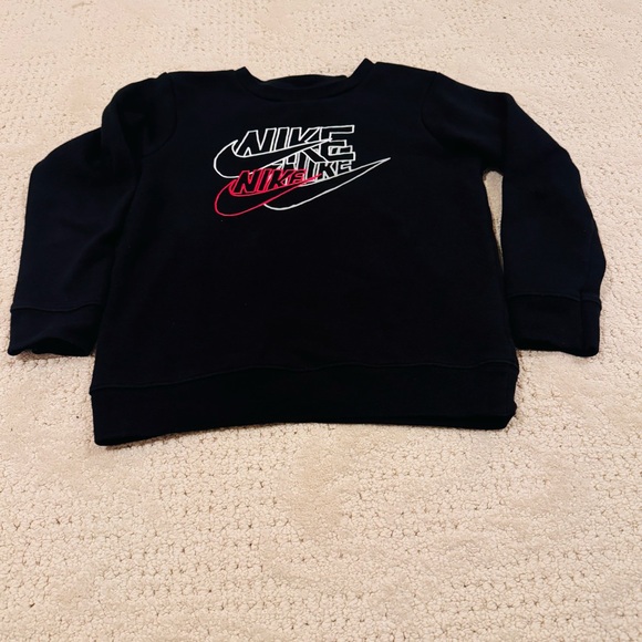Nike Black Boy’s Swoosh Sweat Shirt Size L 6/7 Yrs Long Sleeve Crew Neck Logo - Picture 1 of 11